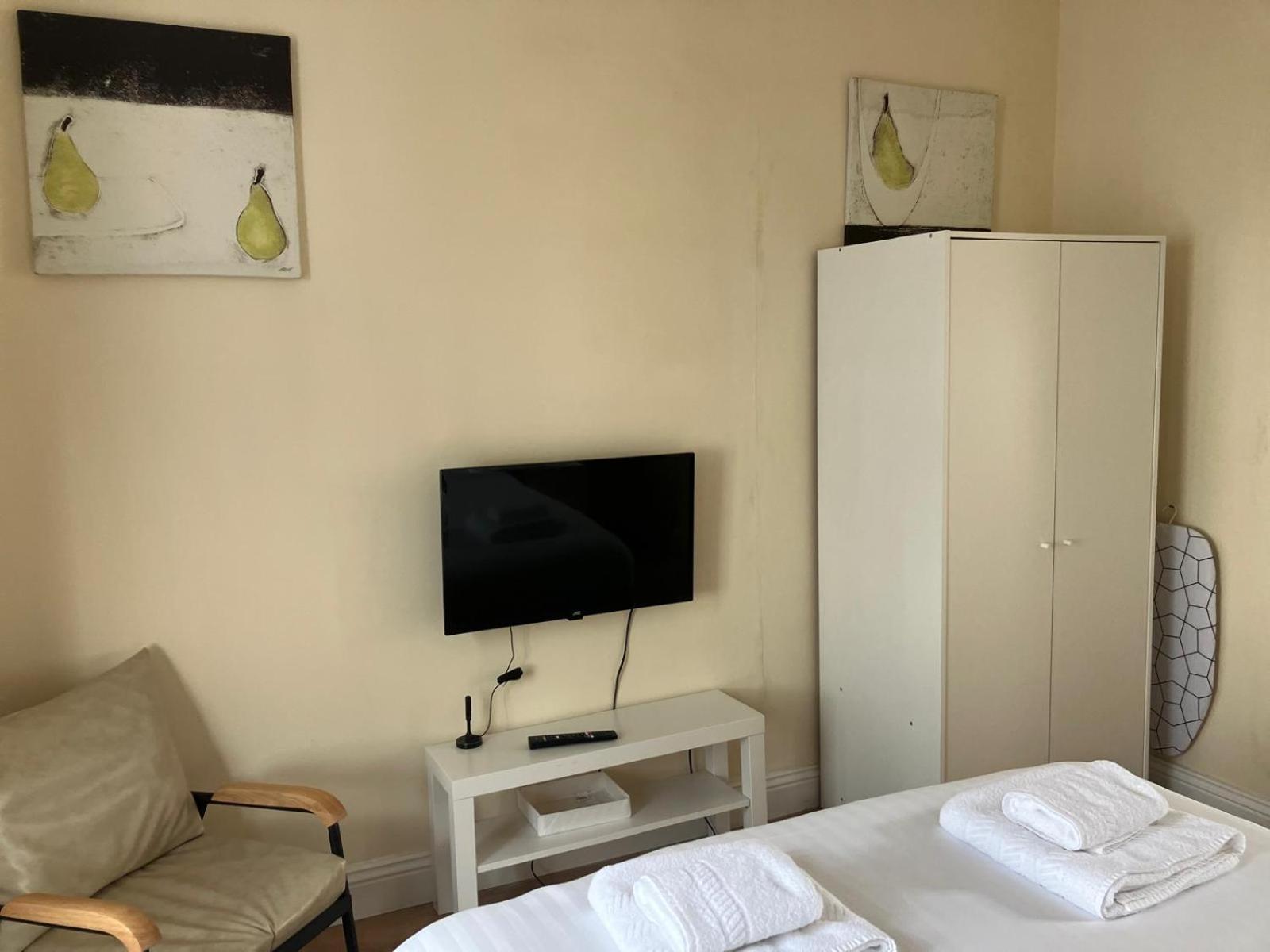 Specious Studio Flats Londra Esterno foto